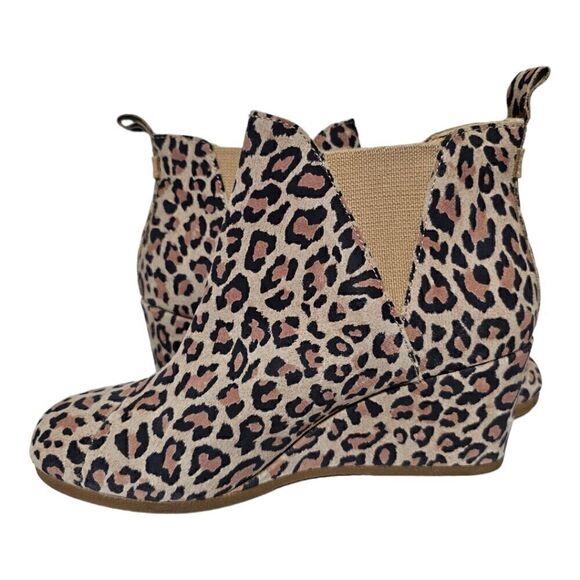 TOMS Kelsey Suede Animal Print Leopard Wedge Ankle Booties - Size 10 - Picture 3 of 8